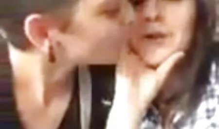 Masqué fille sucer la bite et se faire baiser dans les films porno arab le cul