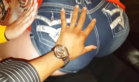 Une femme mature nue devant les films pornos arab voisins et organiser une baise avec lui