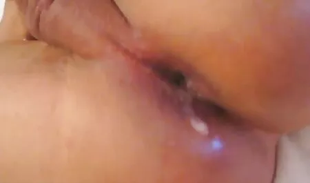 Mature porno modèle exprime le désir de baiser dans le cul les films x arabe