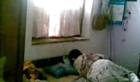Beauté avec géant seins traite baisée x arab film béant anal trou