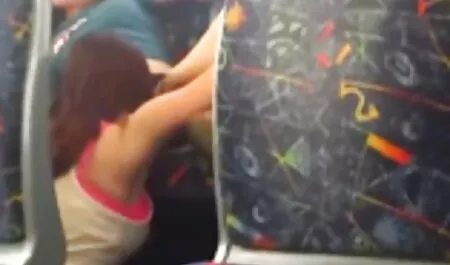 Une foule de x film arab filles organiser une lesbienne gangbang dans pique-nique leur