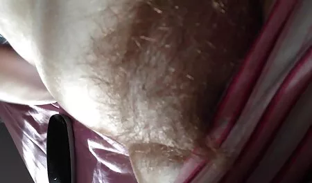 Femme au foyer, l'expérience film porno arabe x d'un nouvel emplacement avec un homme noir