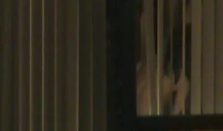 Horny adolescent modèle porno baise agressif sur video porno gratuit arab le lit