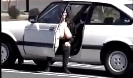 Huilé blond obtient multiple le film porno arabe orgasme masturbation dans la cuisine