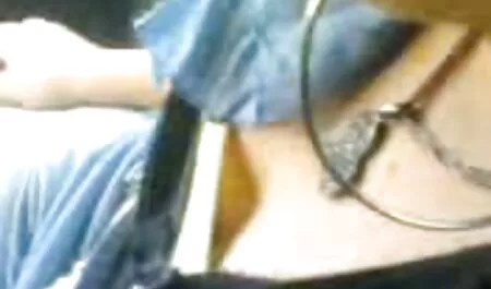 La fille du fermier skinny est film porno gratuit arab amusante dans un tas d'herbe sèche avec votre fils