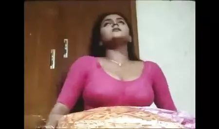 Belle et juteuse blonde plaisir avec vibromasseur dans aflam arabia x la salle de bain