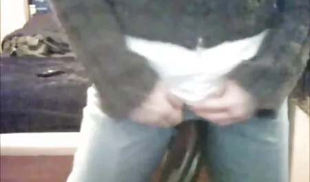 Mignon jeune aflamxarab chienne prend copains bite dans son cul à la fin de la baise