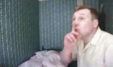 Salope jeune salope caresser trou avec un gode et veut être film x en arab rugueux baisée par une bite