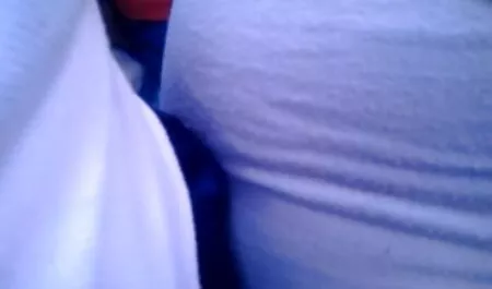 Doigts et les films porno arab frotté dans le vagin de la femme, mature, conduire à l'urine de s'écouler violemment de son côté de la
