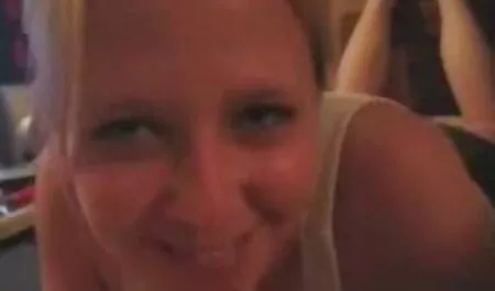 Chatte Appel Fait film porno arabe x Femme Au Foyer Se Masturber