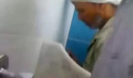 Lesbiennes Fétichisme filme arab x des pieds, la servitude, la domination et la chatte, et le clito de la torture avec un vibromasseur