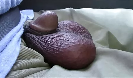 Une caméra cachée a tiré le sexe dans le lit d'une femme au foyer film arabe x mature avec son amant