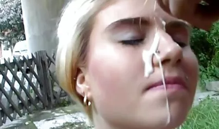 Busty fille française chevauche la chatte et le cul sur l'eau video x arabe gratuit du robinet de votre ami