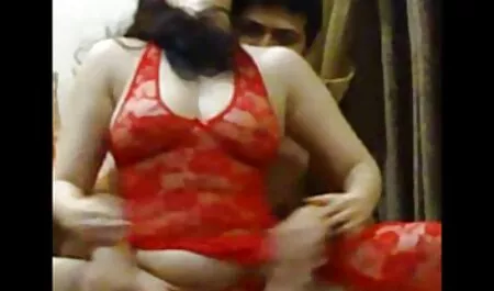 Les jeunes lesbiennes utilisent des concombres verts dans leur merde brutale film arabe porno gratuit ensemble